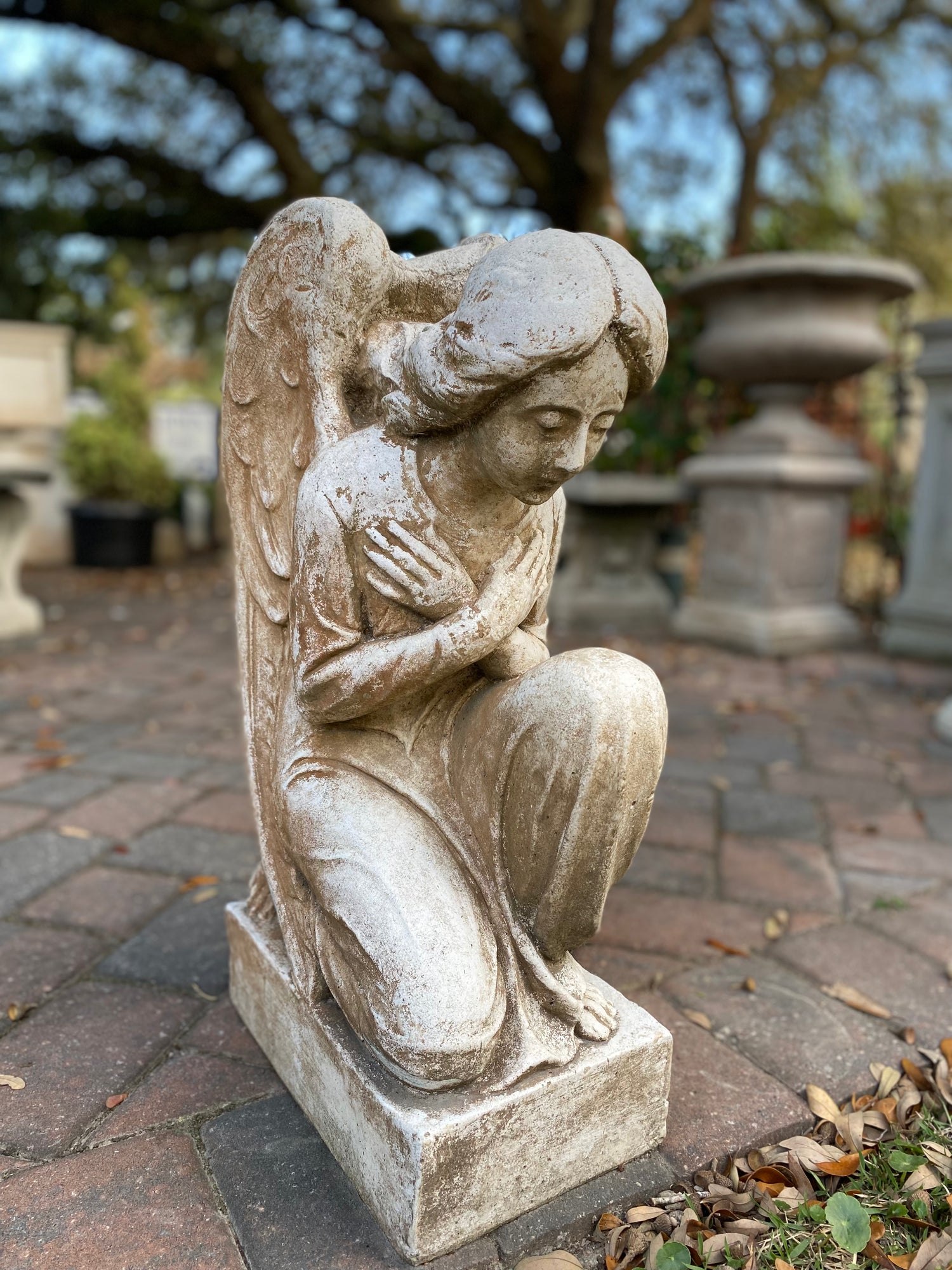 Kneeling Angel Garden Statue