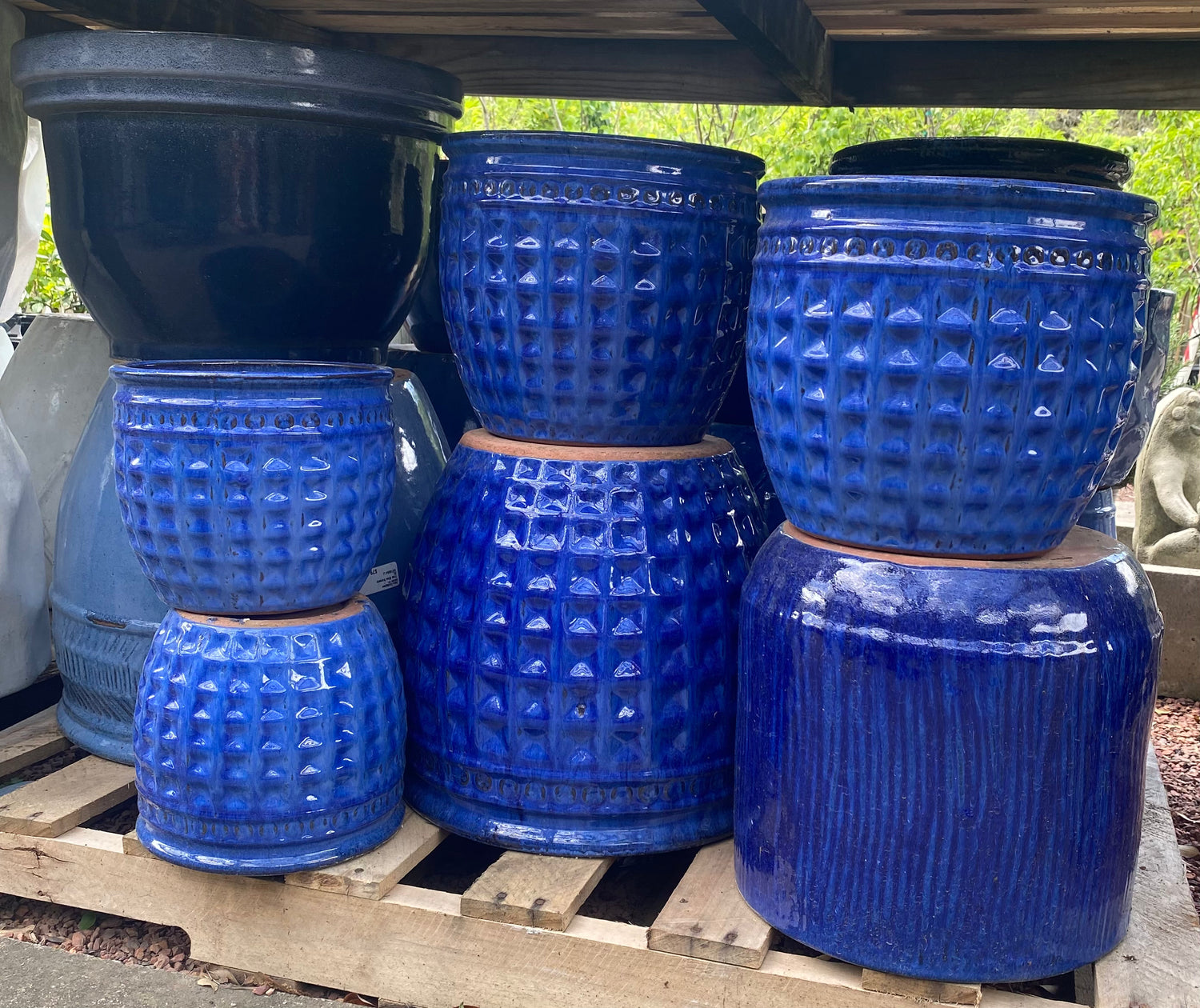 assorted pots blue
