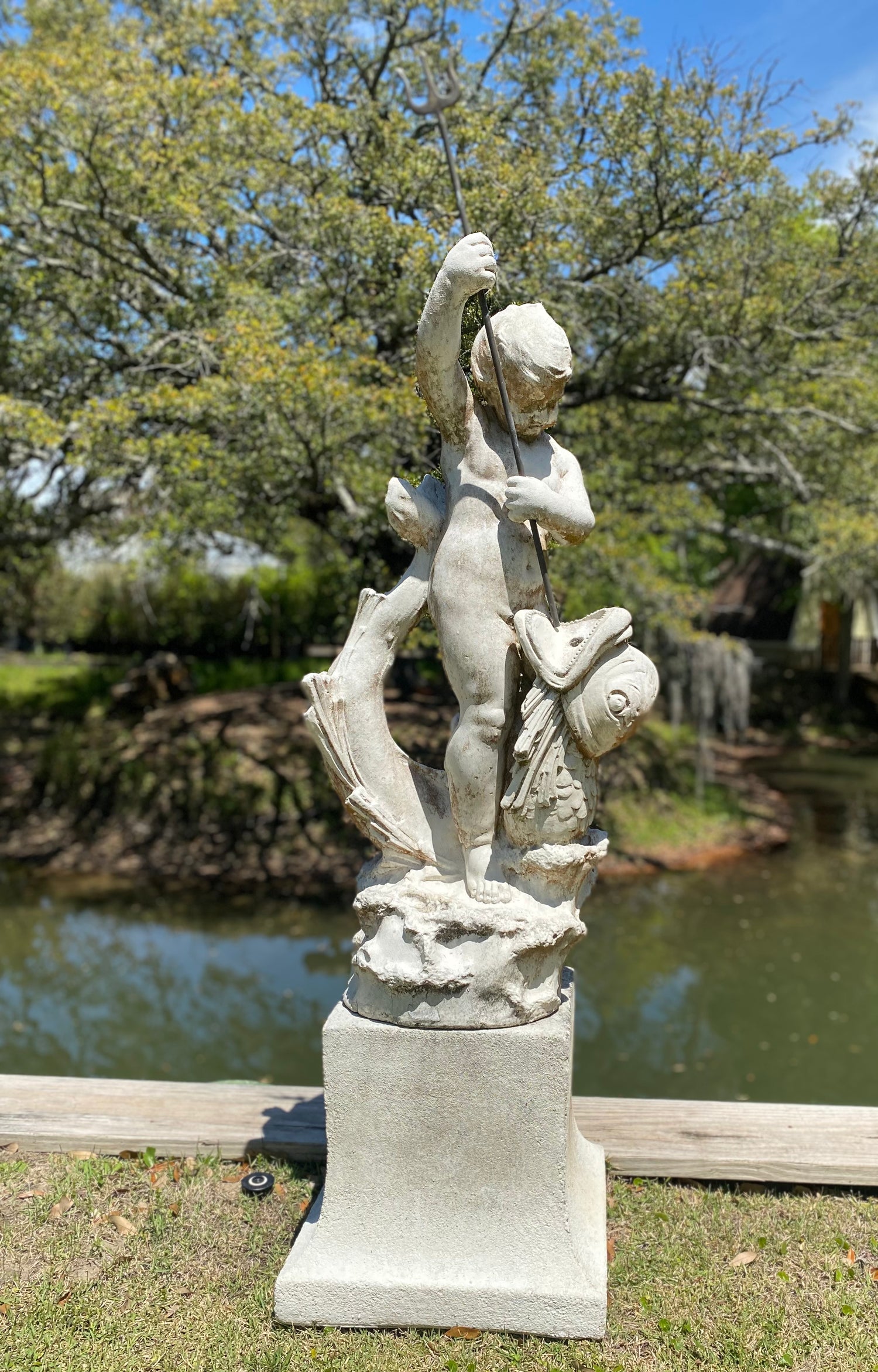 Neptune's Cherub Garden Statue & Fountain