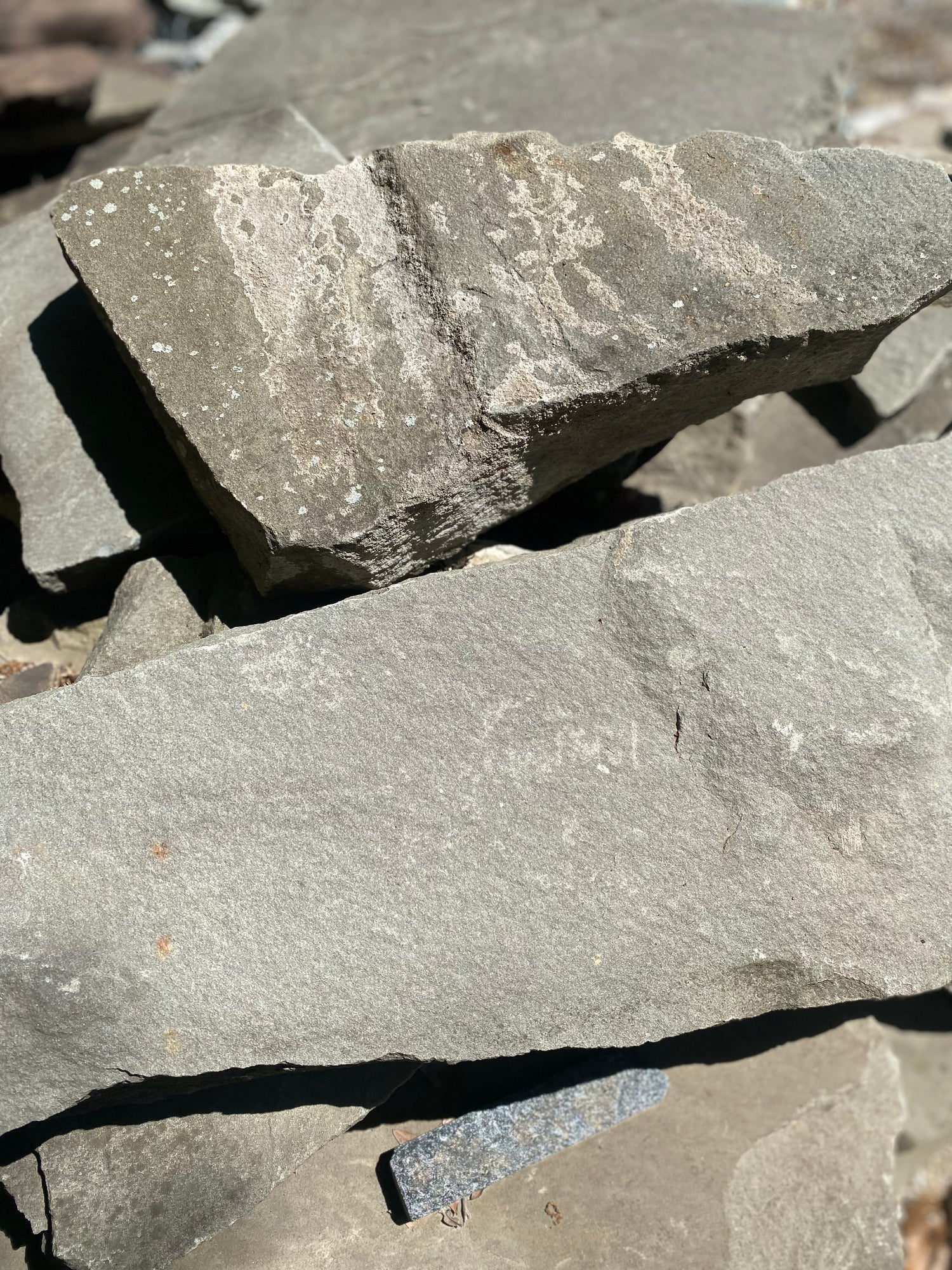 Colonial Chocolate Grey Garden Path Stone